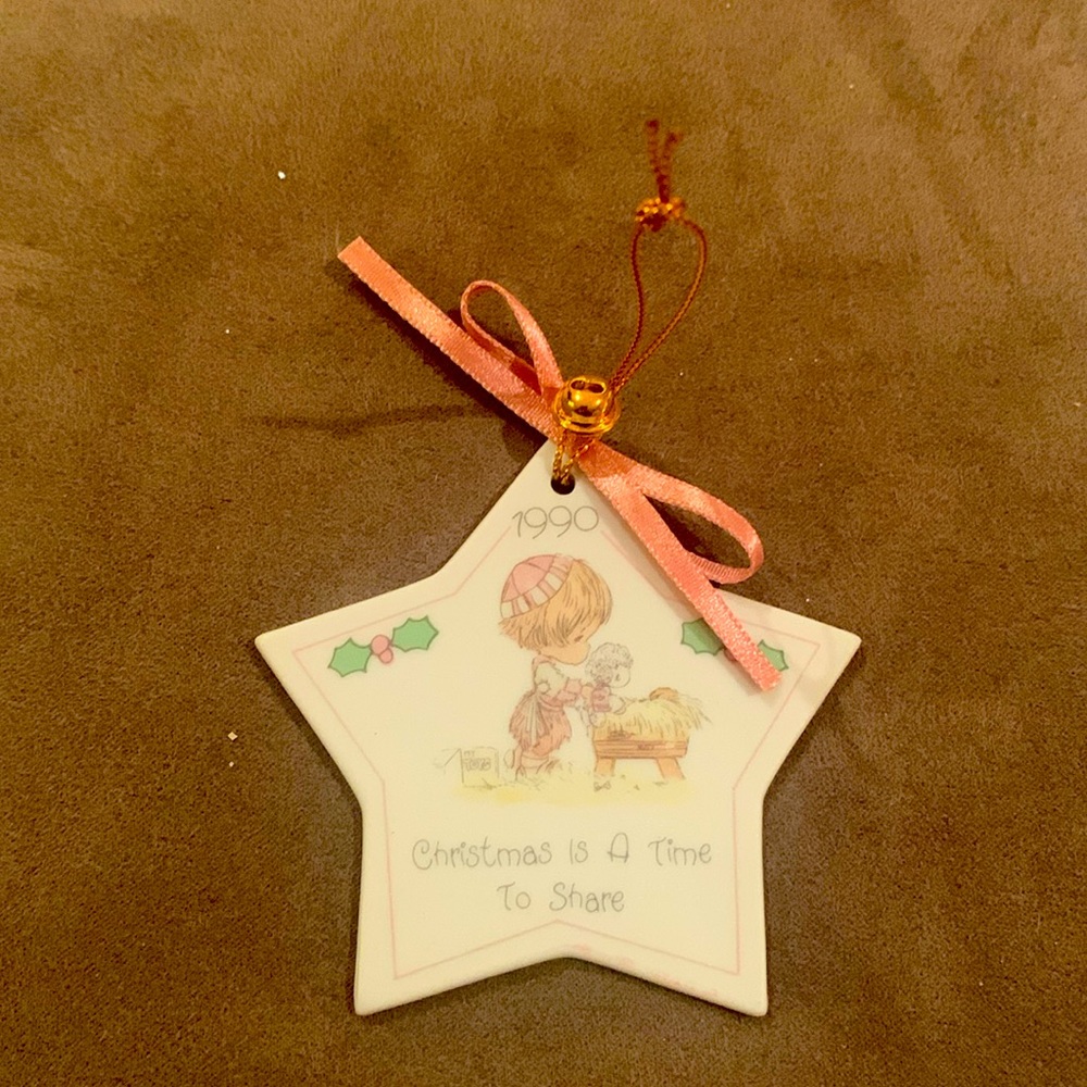 1990 Precious Moments Enesco Star Christmas Is a Time to Share Ornament Nativity